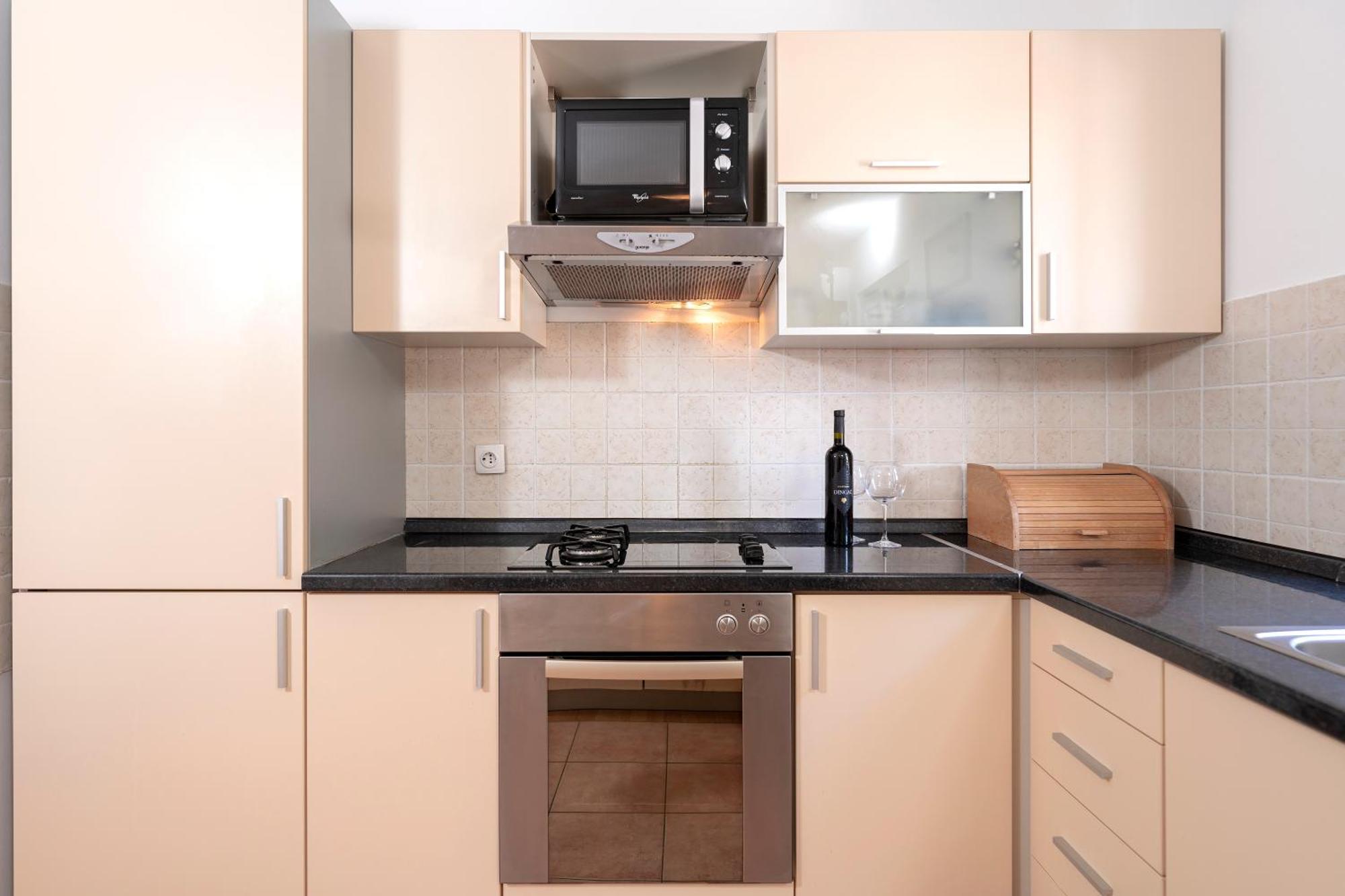 Villa Dalmatia Apartments Бол Екстериор снимка