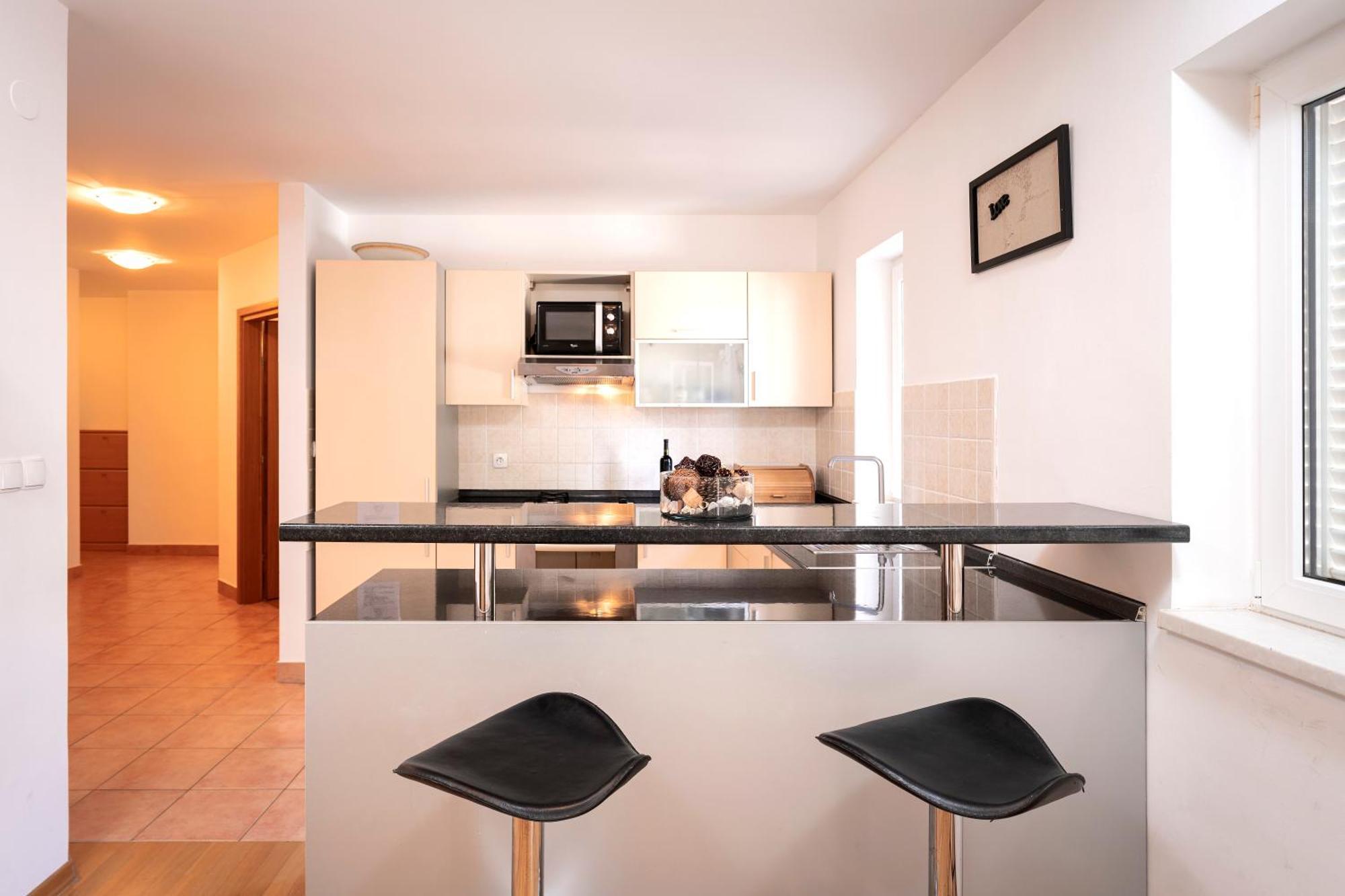 Villa Dalmatia Apartments Бол Екстериор снимка