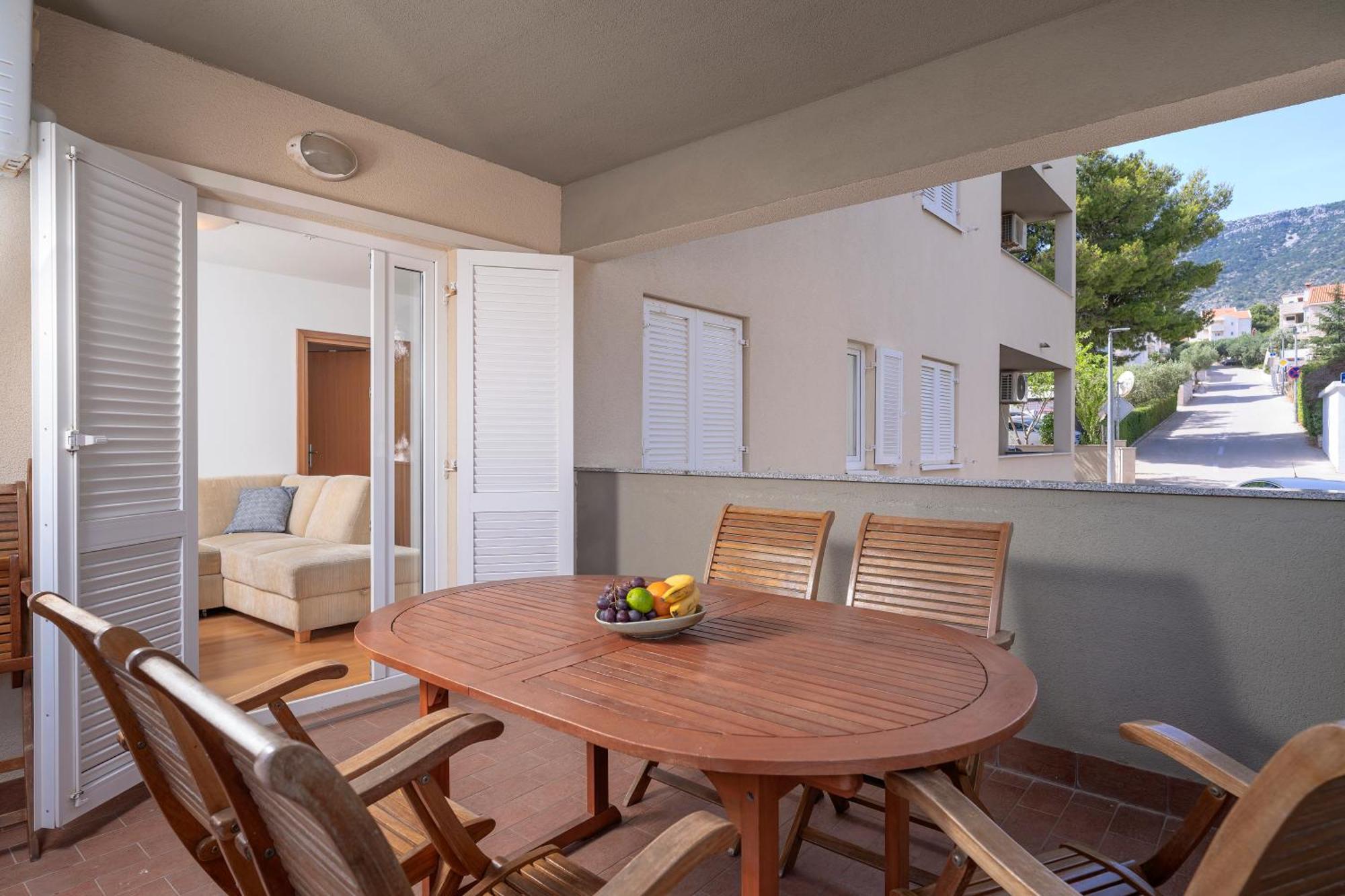 Villa Dalmatia Apartments Бол Екстериор снимка