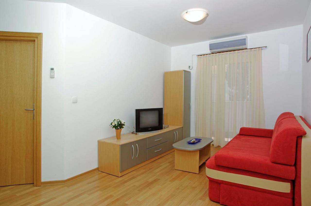 Villa Dalmatia Apartments Бол Екстериор снимка